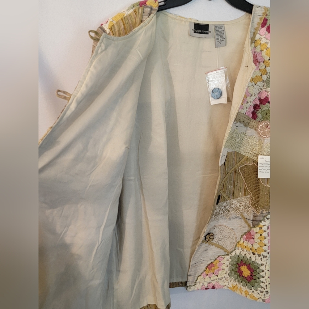 Maggie Barnes Crochet/Lace Blazer Size 1X - Picture 13 of 15